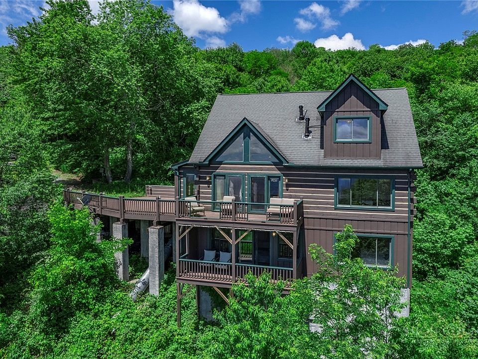 1st image of 173 Huckleberry Lane