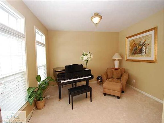 4th image of 2513 Lupine Ct