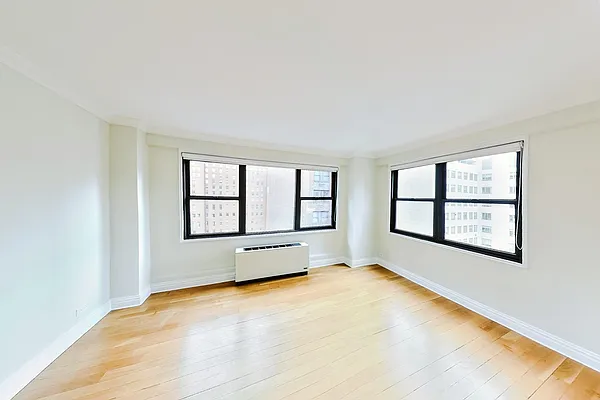 Rented by Stonehenge NYC LLC | media 1