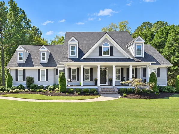 125 Coventry Ct, Fayetteville, GA 30215