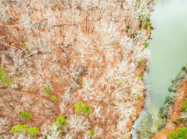 821 Darby Rd #3, Waleska, GA 30183