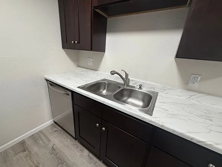 3408 Balboa Ln #32 — Photo 11