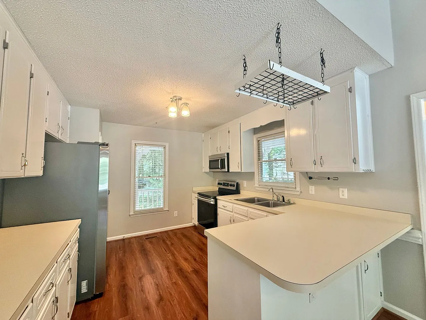 Private 3BD, 2BA Willow Spring Home on a Large Lot Backing up to Forest — Photo 4