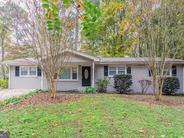 7047 Carolyn Cir, Lithia Springs, GA 30122