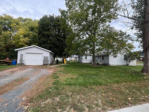 2nd image of 2306 2nd St