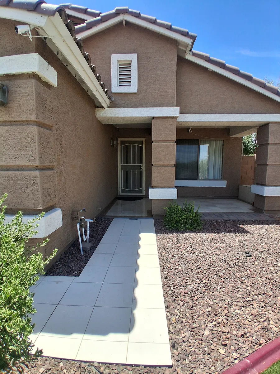 Building Photo - 6433 W Mohave St