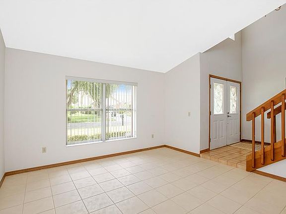 5th image of 1234 Carrie Wood Dr