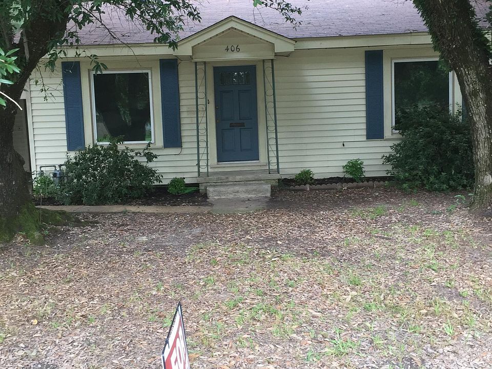 Shady Bungalow