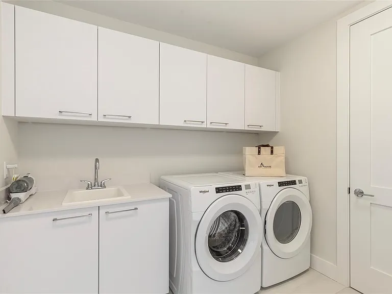 275 1st Ave S #1708 — Photo 20