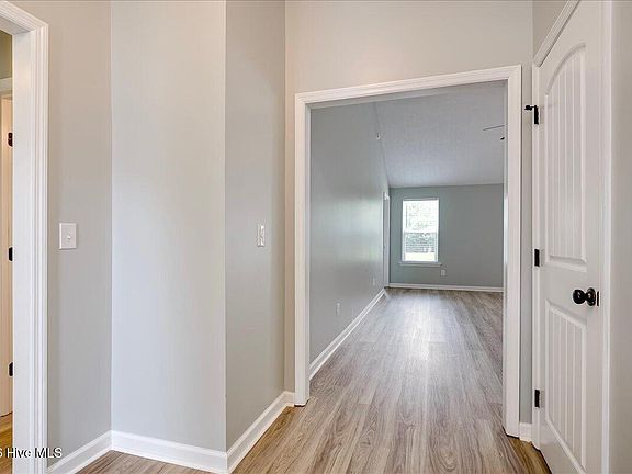 4th image of 447 Sebastian Drive