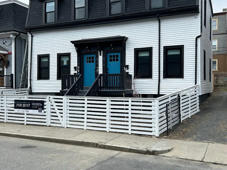 14 Carson St #1