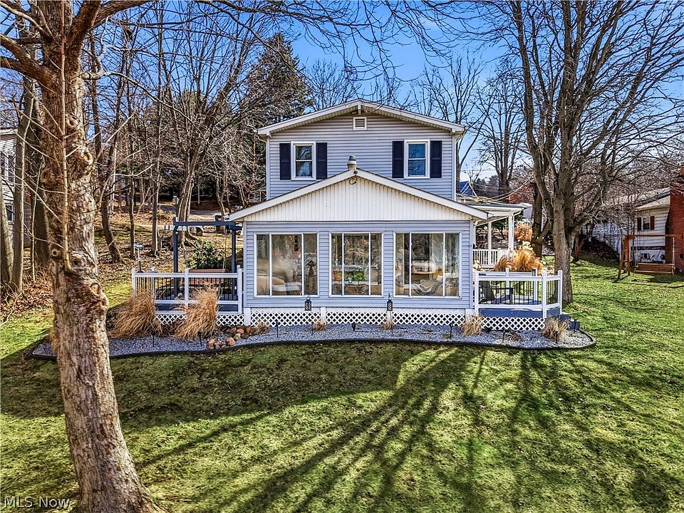 1st image of 32242 Woodale Dr