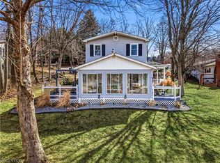 32242 Woodale Dr, Hanoverton, OH