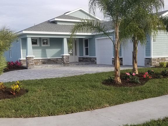 2nd image of 253 Venetian Palms Blvd