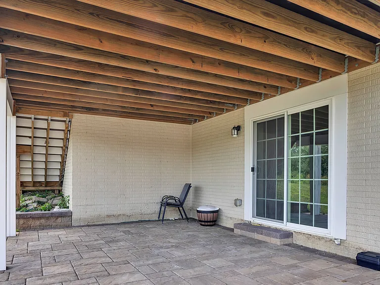 507 Audrey Ct — Photo 32