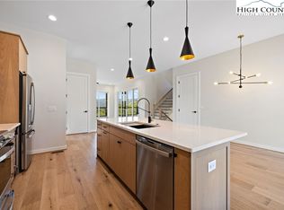 208 Calico Ct, Boone, NC 28607