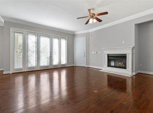 2826 Bookhout St APT 6002, Dallas, TX 75201