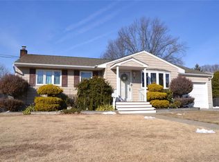 78 Bishop Rd, West Babylon, NY 11704