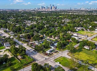 3811 Love St, Houston, TX 77026