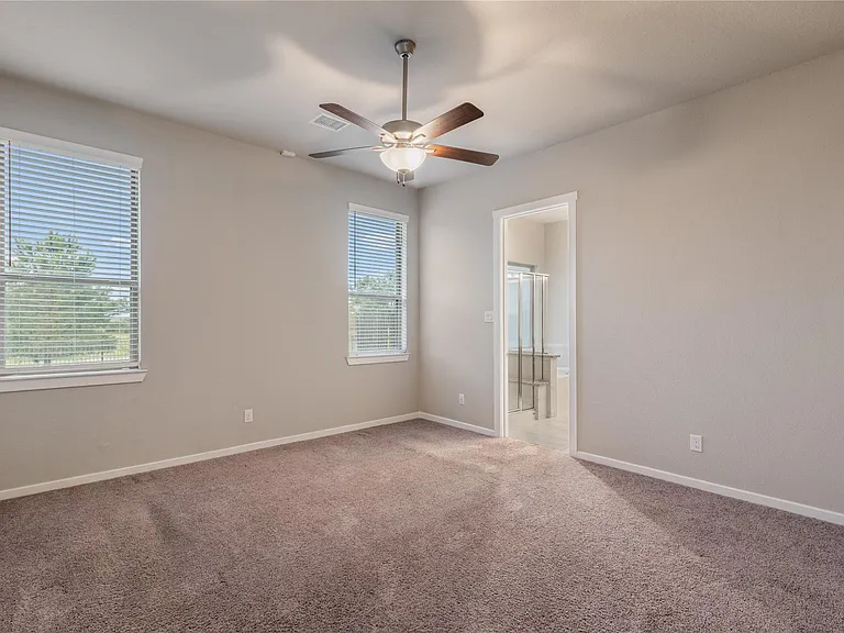 4702 Primrose Valley Ln — Photo 14