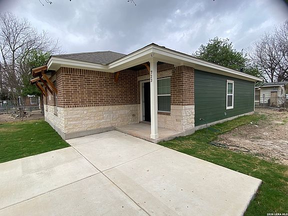 3rd image of 723 S San Bernardo Ave