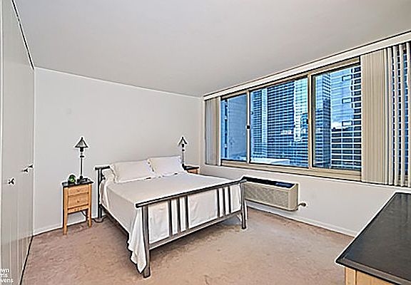 4th image of 333 E 45th St APT 23A