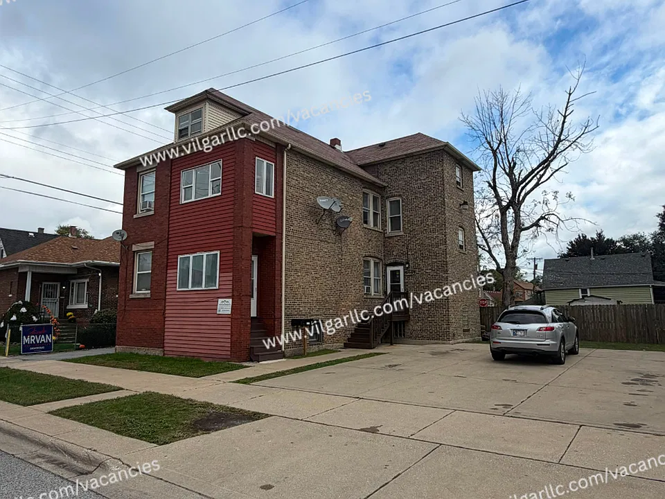 5035 Olcott Ave