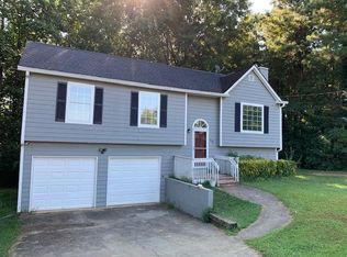 569 Davis Mill Rd S, Dallas, GA 30157