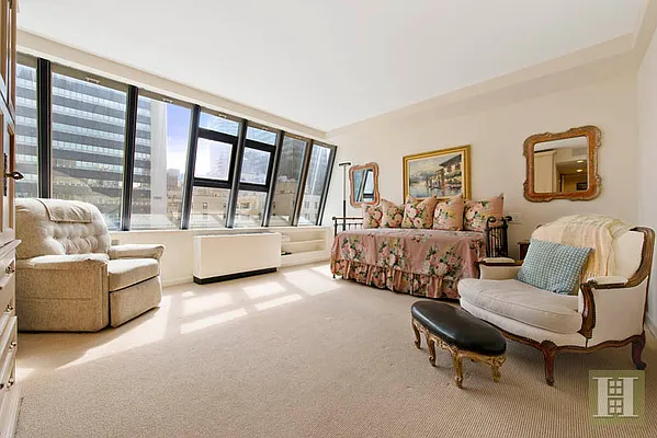 Sold by Halstead Real Estate | media 2