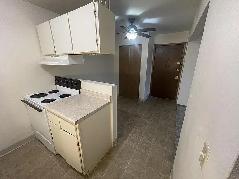 1862 Feronia Ave — Photo 12