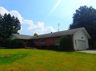 1571 Kuntz Rd, Erie, PA 16509