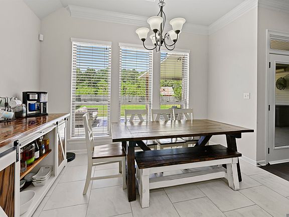 5th image of 11427 Oak Run Dr
