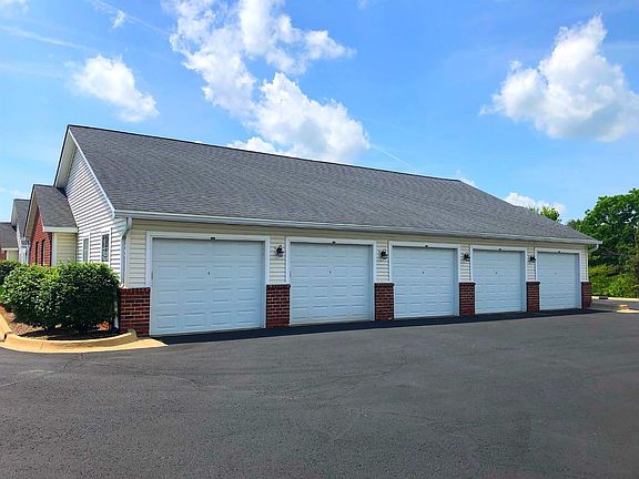 5th image of 848 W Summerfield Glen Cir