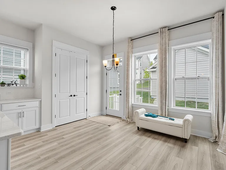 155 Lotus Ln — Photo 34
