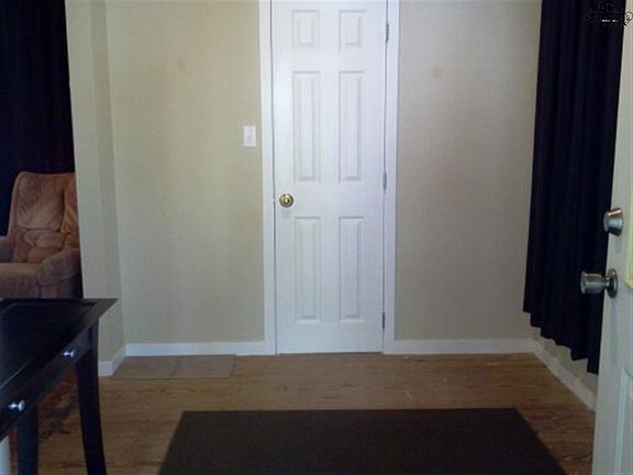 4th image of 312 Ellis St
