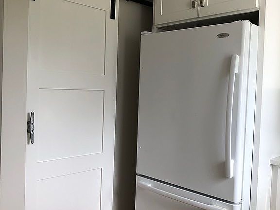 4th image of 910 N 20th St