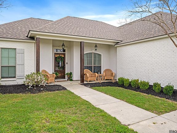 3rd image of 10753 Fenway Ln