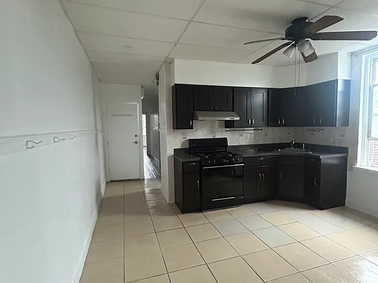 1610 S Broad St #3 — Photo 13