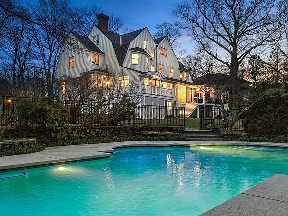 4th image of 31 Montvale Rd