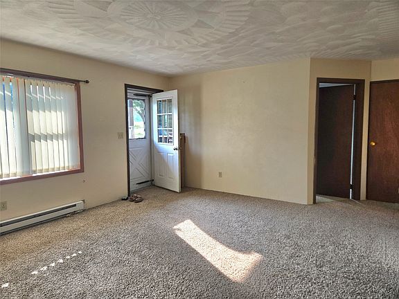 4th image of 20 Lovejoy Rd