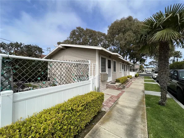 203 Pecan Ave, Huntington Beach, CA 92648