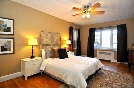 2nd image of 543 Centre St APT 4