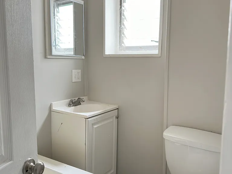1536 S Bailey St — Photo 3