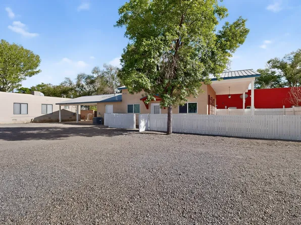811 Louanne Ln NW #B, Los Ranchos De Albuquerque, NM 87114