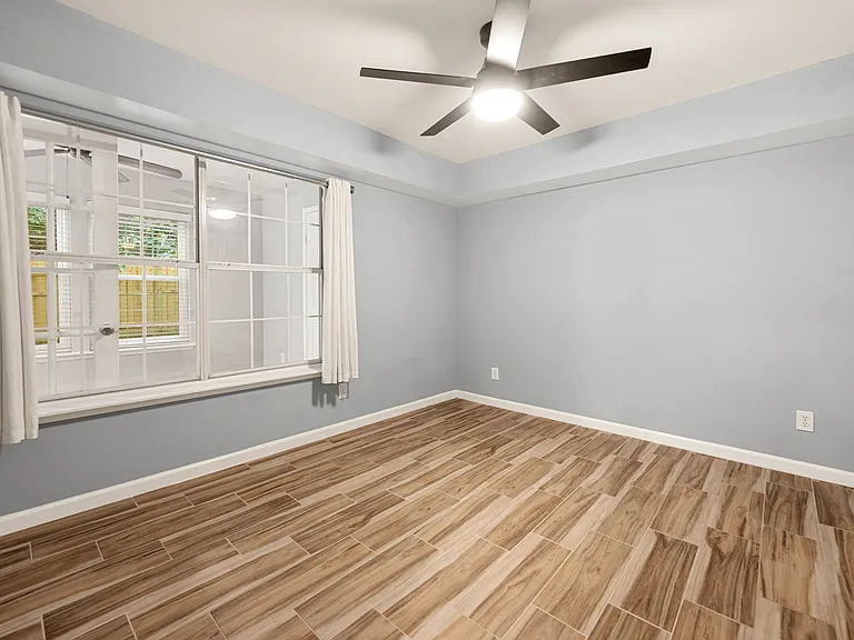 3309 Wyndham Cir #1183 — Photo 13