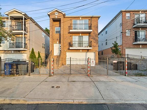4th image of 280 S 20th St #1A