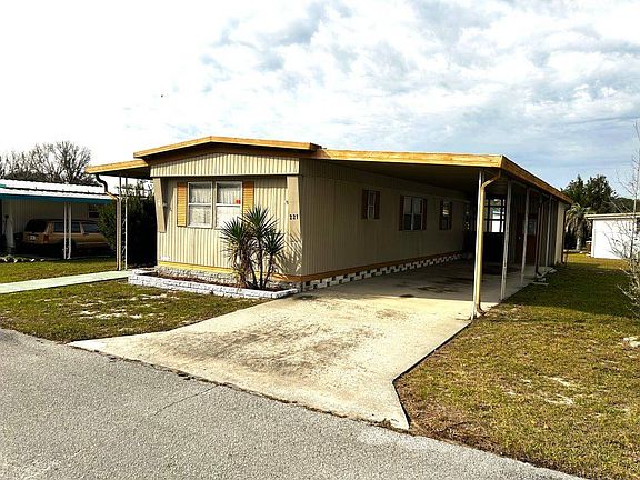 2nd image of 3150 NE 36th Ave Unit 221