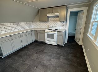 27 Knight St #2, Rochester, NH 03867