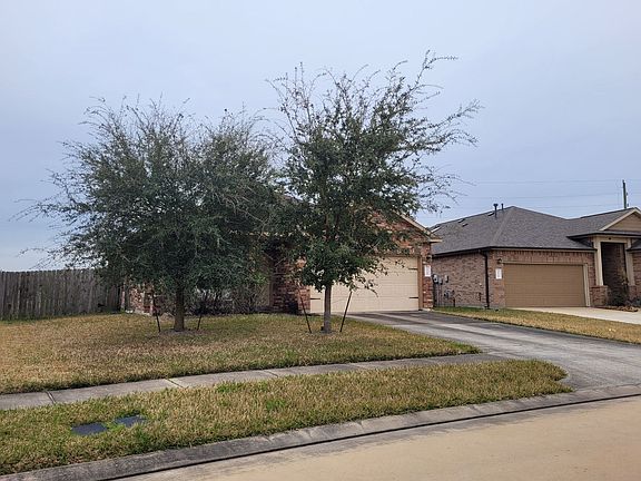 3rd image of 3338 Daniel Falls Ln
