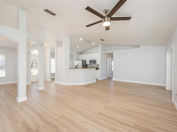 5th image of 1831 Oak Grove Ave
